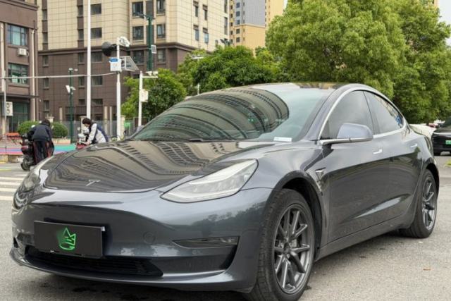 Used Tesla Model 3 2019 Long-Range Rear-Wheel-Drive Version