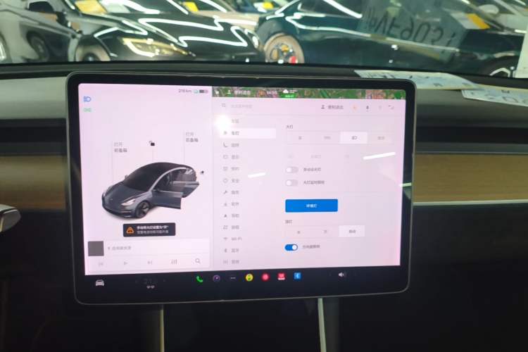 Used Tesla Model 3 2019 Long-Range All-Wheel-Drive Version Audio And AC Panel