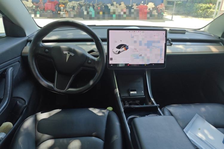 Used Tesla Model 3 2019 Long-Range Rear-Wheel-Drive Version Center Console
