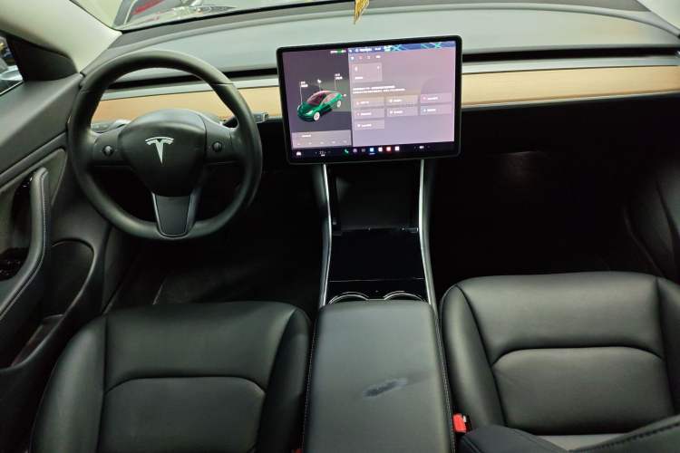 Used Tesla Model 3 2019 Long-Range Rear-Wheel-Drive Version Center Console