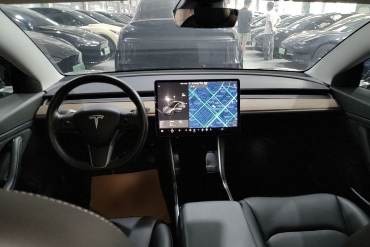 Used Tesla Model 3 2019 Long-Range Rear-Wheel-Drive Version Center Console