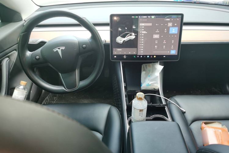 Used Tesla Model 3 2019 Long-Range Rear-Wheel-Drive Version Center Console