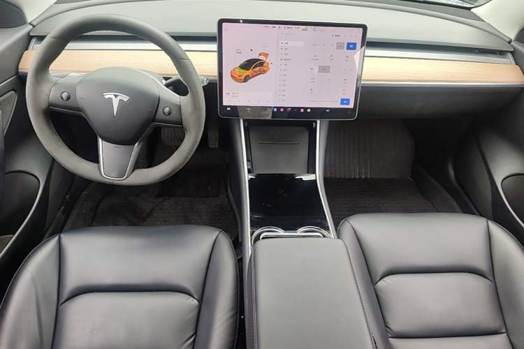 Used Tesla Model 3 2019 Standard Range Rear-Drive Upgraded Version Center Console