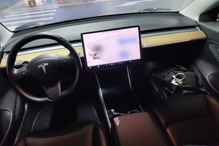 Used Tesla Model 3 2019 Long-Range Rear-Wheel-Drive Version Center Console