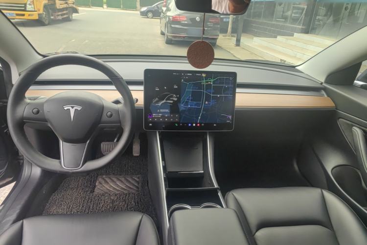 Used Tesla Model 3 2019 Standard Range Rear-Drive Upgraded Version Center Console