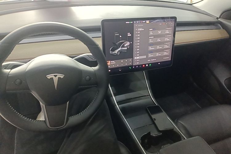 Used Tesla Model 3 2019 Long-Range Rear-Wheel-Drive Version Center Console