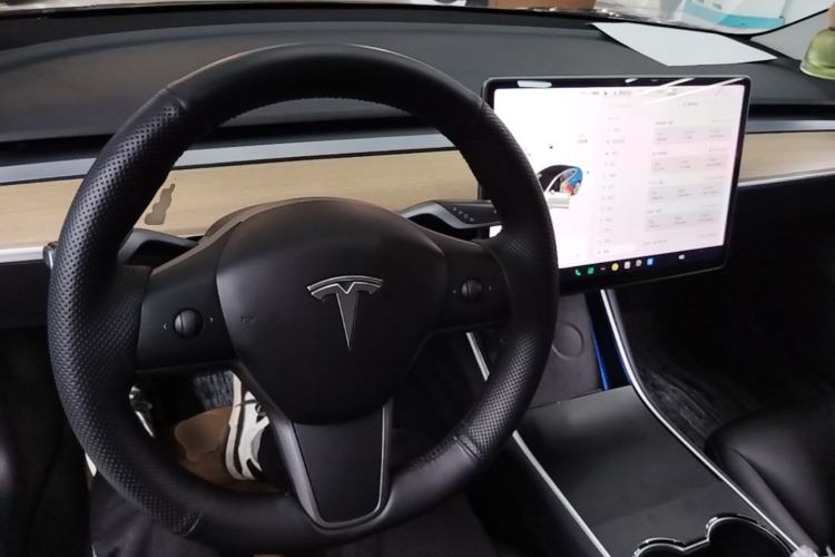 Used Tesla Model 3 2019 Standard Range Rear-Drive Upgraded Version Center Console