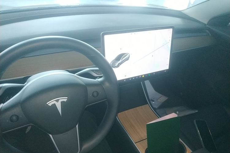 Used Tesla Model 3 2019 Long-Range Rear-Wheel-Drive Version Center Console