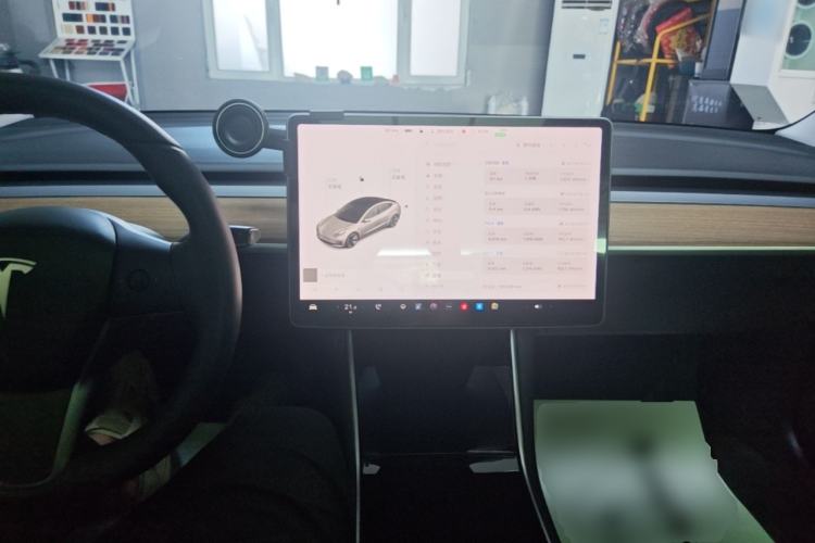 Used Tesla Model 3 2019 Standard Range Rear-Drive Upgraded Version Center Console