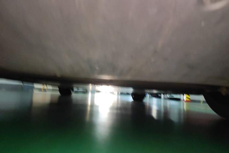 Used Tesla Model 3 2019 Long-Range All-Wheel-Drive Version Chassis Front