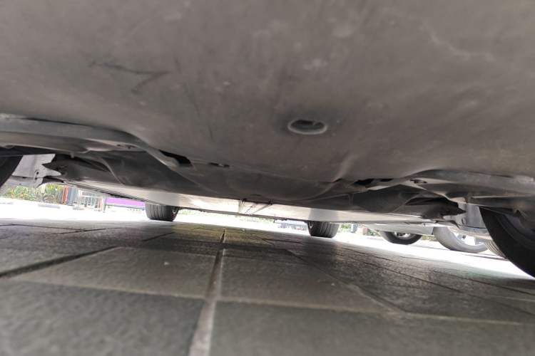Used Tesla Model 3 2019 Long-Range All-Wheel-Drive Version Chassis Rear