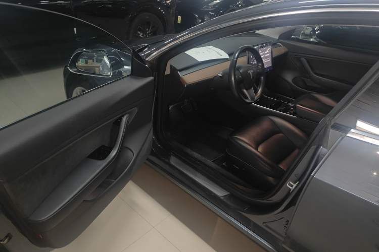 Used Tesla Model 3 2019 Long-Range Rear-Wheel-Drive Version Driver Seat