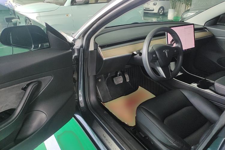 Used Tesla Model 3 2019 Long-Range All-Wheel-Drive Version Driver Seat