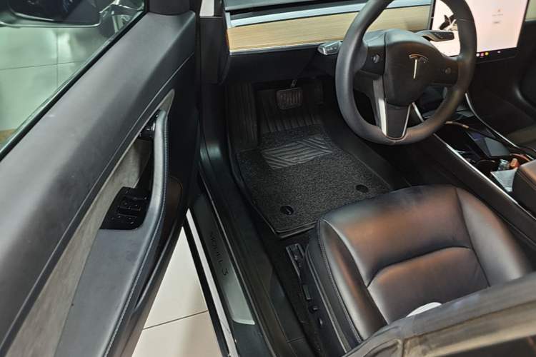 Used Tesla Model 3 2019 Standard Range Rear-Drive Upgraded Version Driver Seat