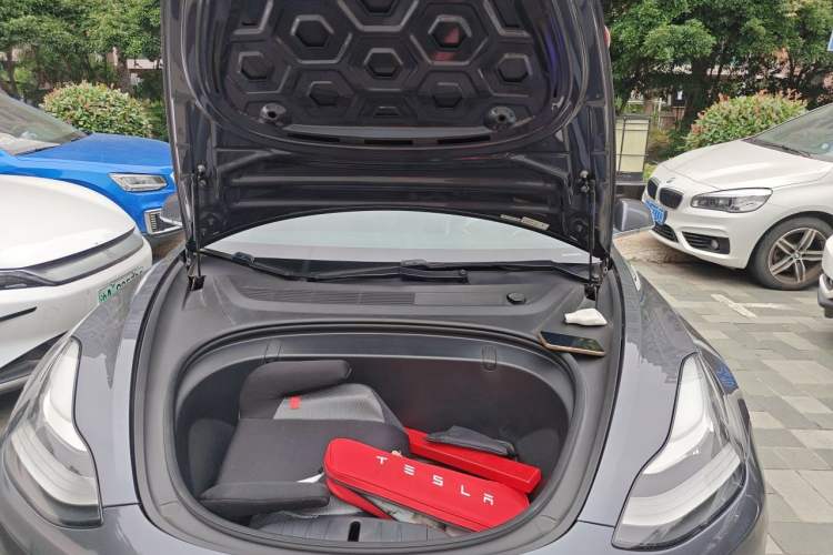 Used Tesla Model 3 2019 Long-Range All-Wheel-Drive Version Engine Bay