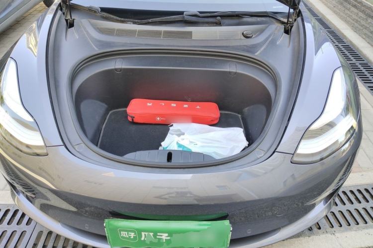 Used Tesla Model 3 2019 Long-Range Rear-Wheel-Drive Version Engine Bay
