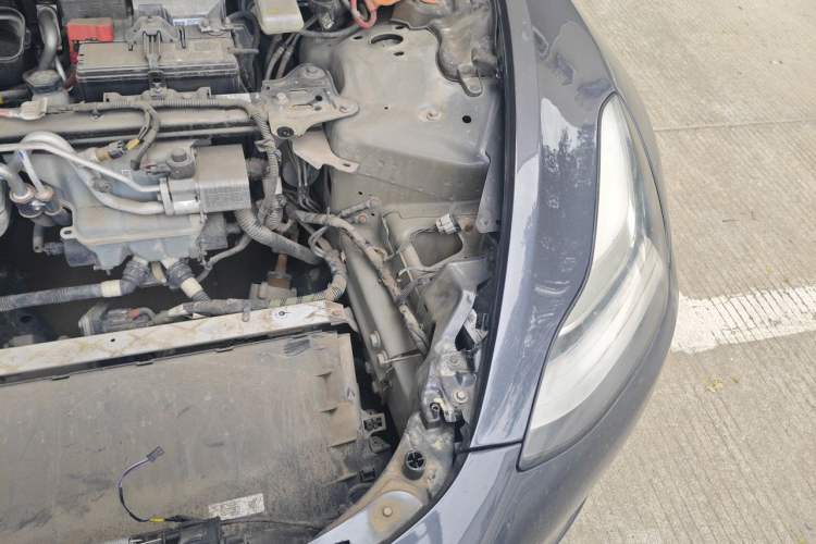 Used Tesla Model 3 2019 Standard Range Rear-Drive Upgraded Version Engine Bay Left
