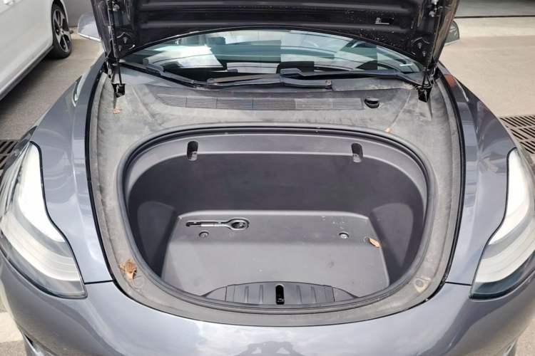 Used Tesla Model 3 2019 Standard Range Rear-Drive Upgraded Version Engine Bay