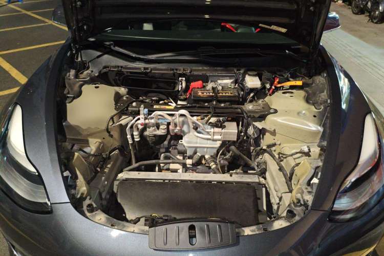 Used Tesla Model 3 2019 Performance High-Performance All-Wheel-Drive Version Engine Bay