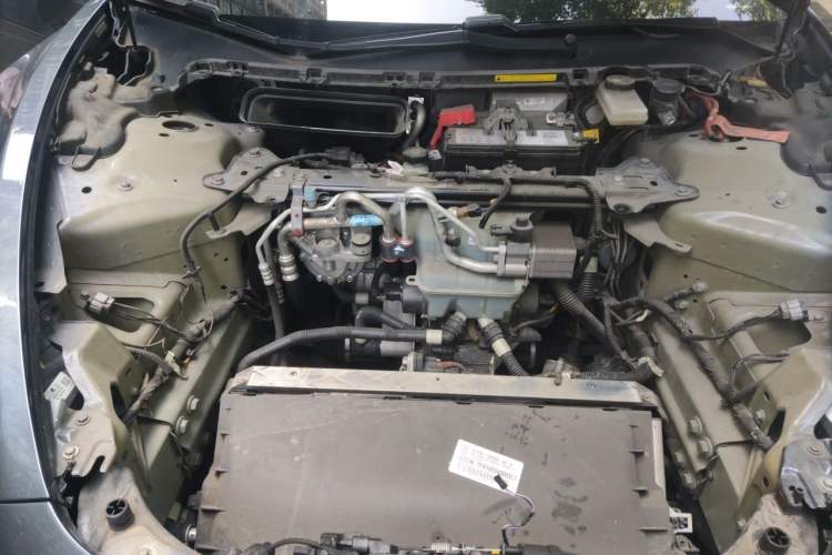 Used Tesla Model 3 2019 Long-Range All-Wheel-Drive Version Engine Bay Right
