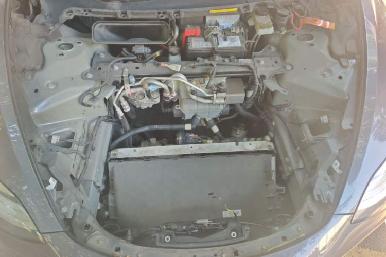 Used Tesla Model 3 2019 Standard Range Rear-Drive Upgraded Version Engine Bay