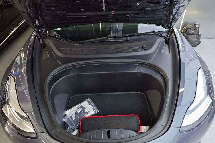 Used Tesla Model 3 2019 Long-Range All-Wheel-Drive Version Engine Bay