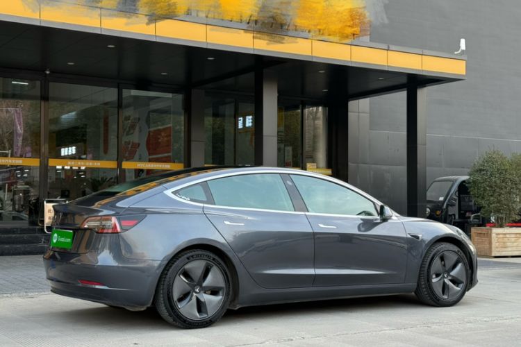Used Tesla Model 3 2019 Long-Range Rear-Wheel-Drive Version Exterior 1