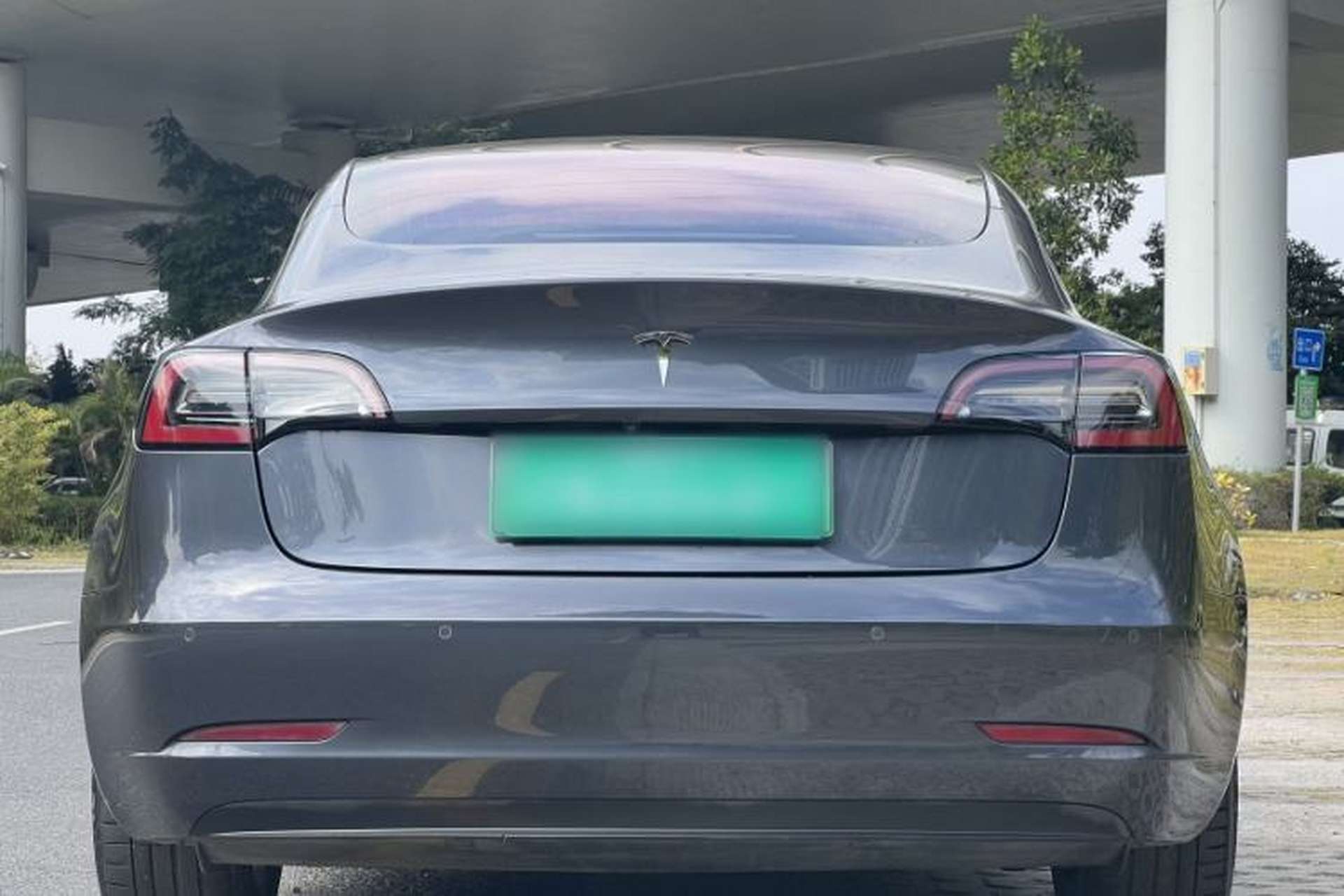 Used Tesla Model 3 2019 Long-Range Rear-Wheel-Drive Version Exterior 2