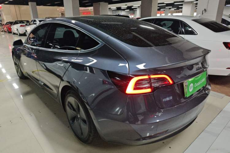 Used Tesla Model 3 2019 Long-Range All-Wheel-Drive Version Exterior 2