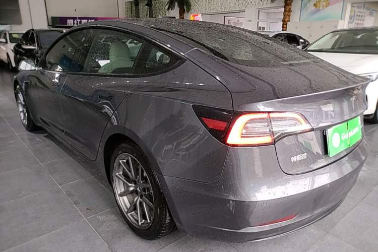 Used Tesla Model 3 2019 Standard Range Rear-Drive Upgraded Version Exterior 2