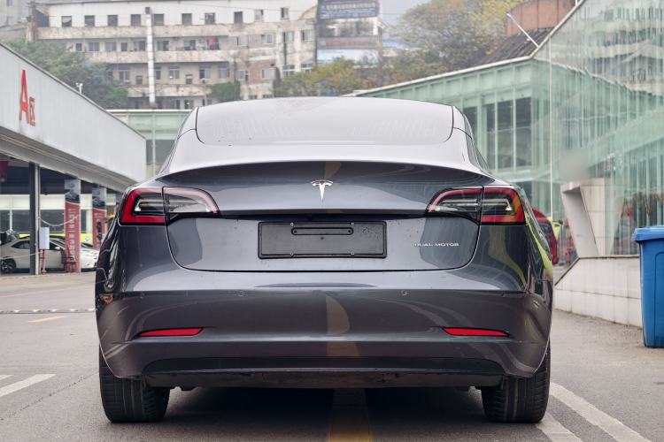 Used Tesla Model 3 2019 Long-Range All-Wheel-Drive Version Exterior 3