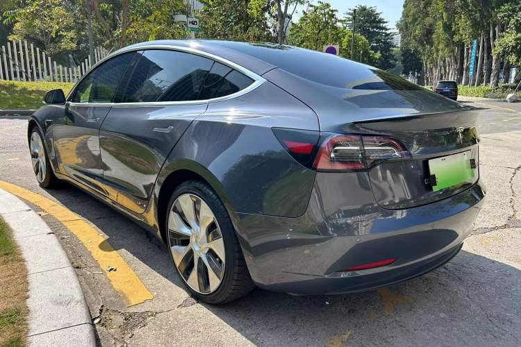 Used Tesla Model 3 2019 Performance High-Performance All-Wheel-Drive Version Exterior 3