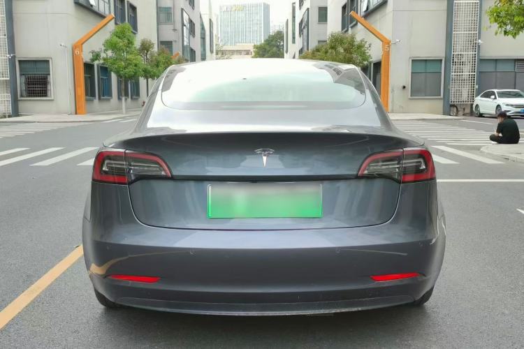 Used Tesla Model 3 2019 Long-Range Rear-Wheel-Drive Version Exterior 4