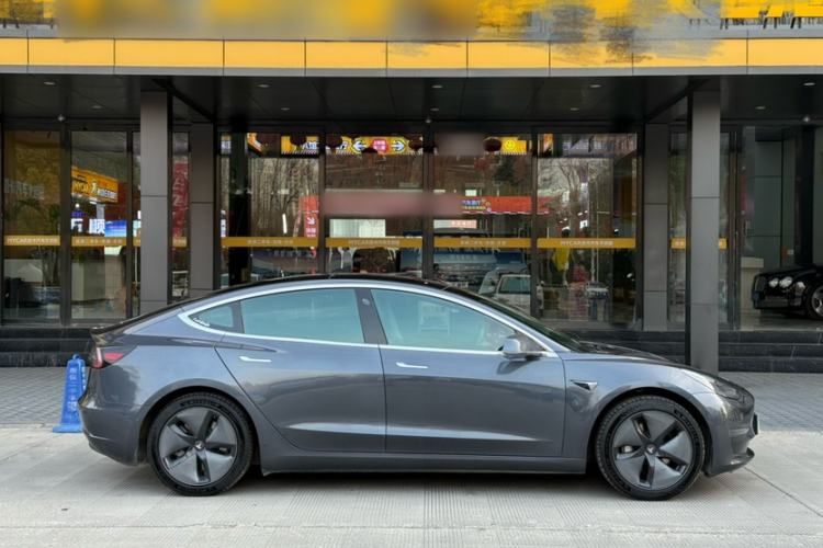 Used Tesla Model 3 2019 Long-Range Rear-Wheel-Drive Version Exterior 4