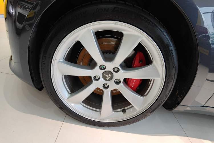 Used Tesla Model 3 2019 Performance High-Performance All-Wheel-Drive Version Exterior 4