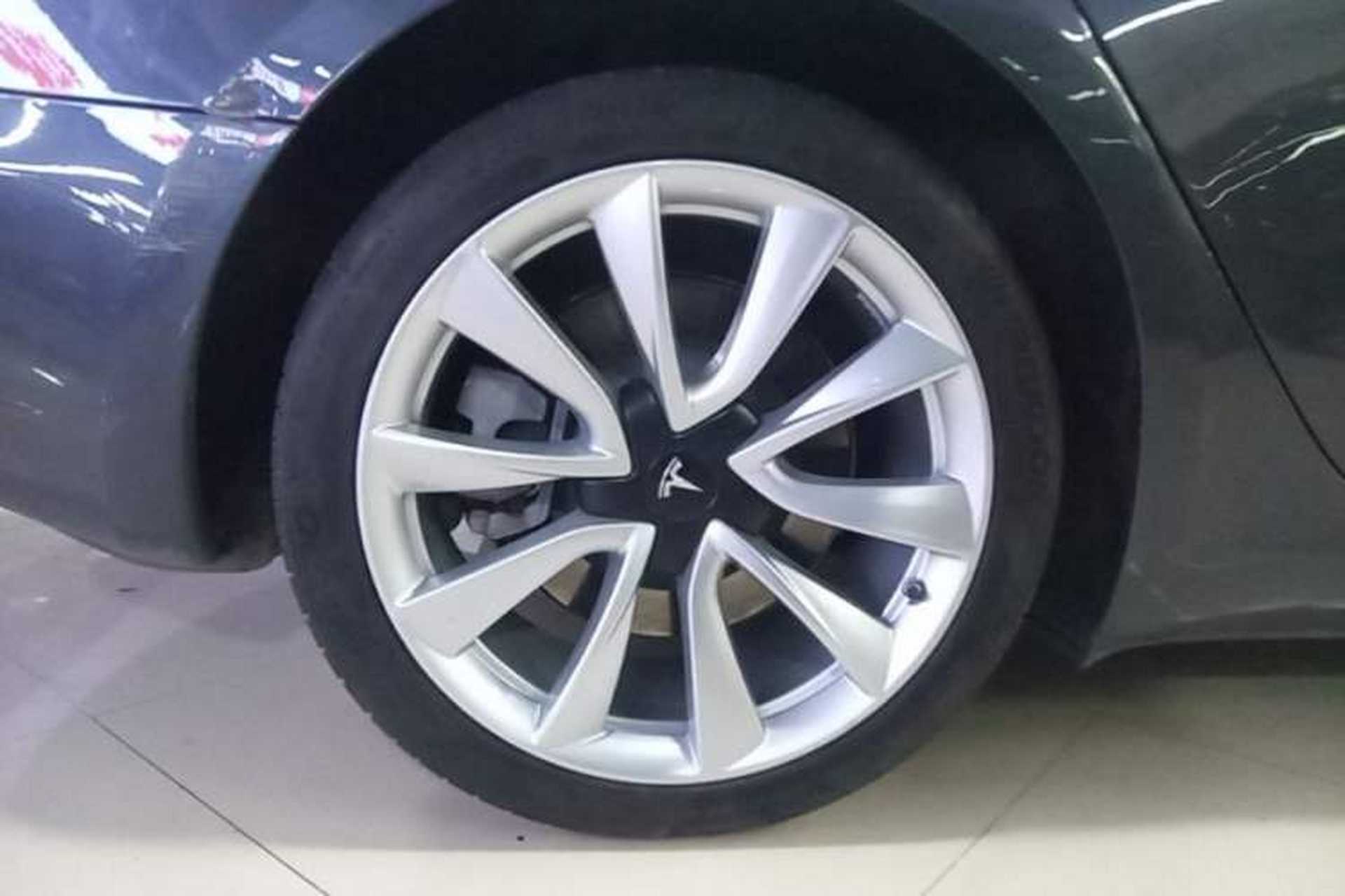 Used Tesla Model 3 2019 Standard Range Rear-Drive Upgraded Version Exterior 5