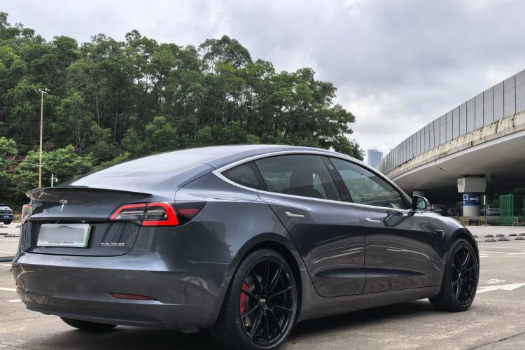 Used Tesla Model 3 2019 Performance High-Performance All-Wheel-Drive Version Exterior 5