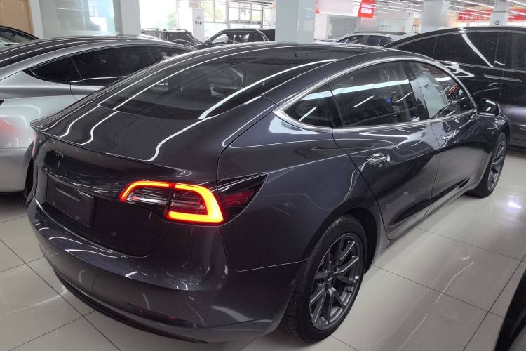 Used Tesla Model 3 2019 Standard Range Rear-Wheel Drive Upgraded Version (52 kWh) Exterior 5