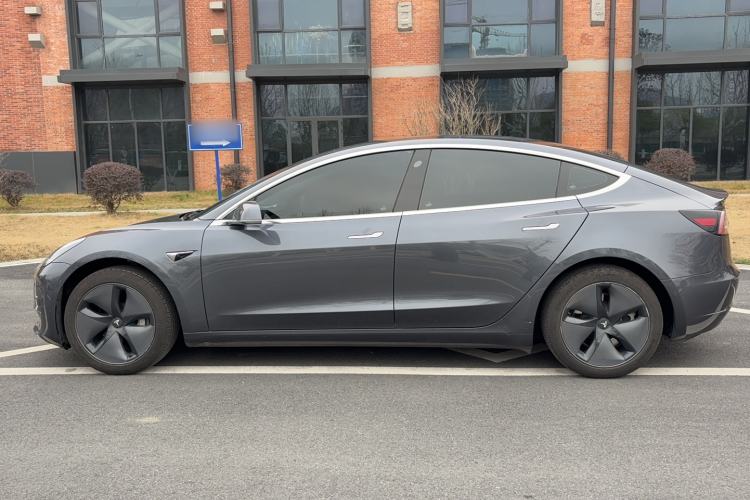 Used Tesla Model 3 2019 Standard Range Rear-Drive Upgraded Version Exterior 5