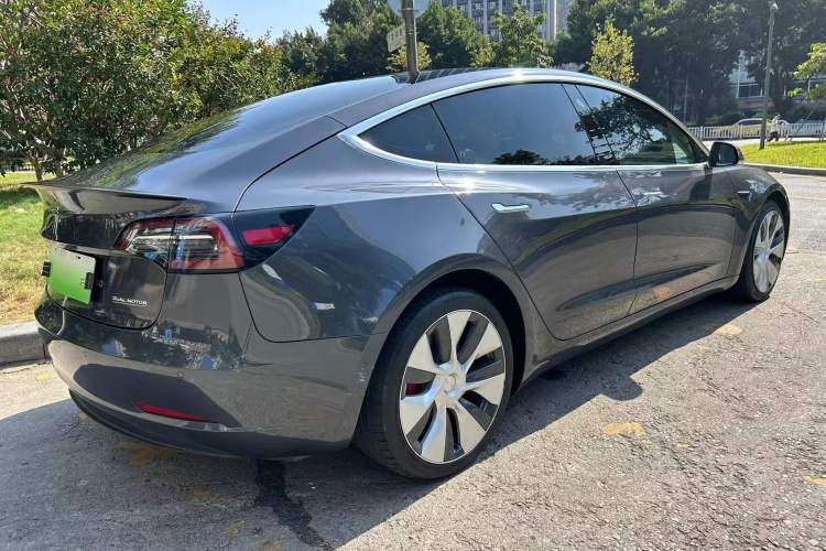 Used Tesla Model 3 2019 Performance High-Performance All-Wheel-Drive Version Exterior 5