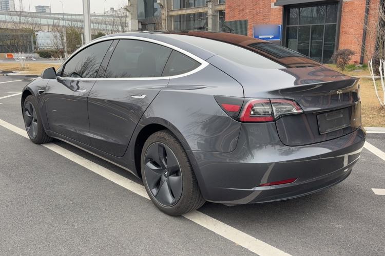 Used Tesla Model 3 2019 Standard Range Rear-Drive Upgraded Version Exterior 6