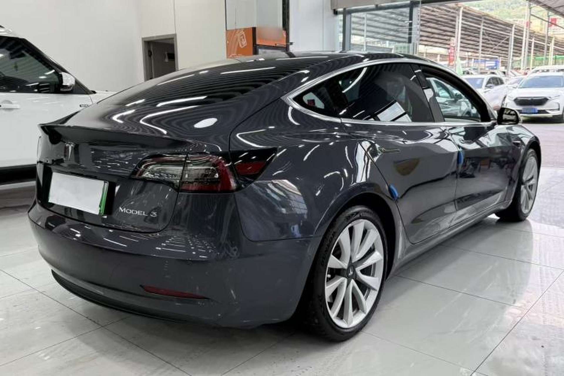 Used Tesla Model 3 2019 Standard Range Rear-Drive Upgraded Version Exterior 6