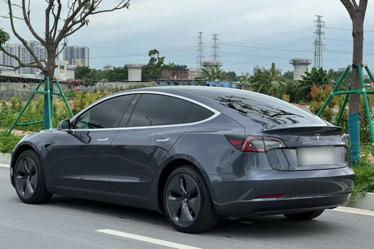 Used Tesla Model 3 2019 Standard Range Rear-Drive Upgraded Version Exterior 7