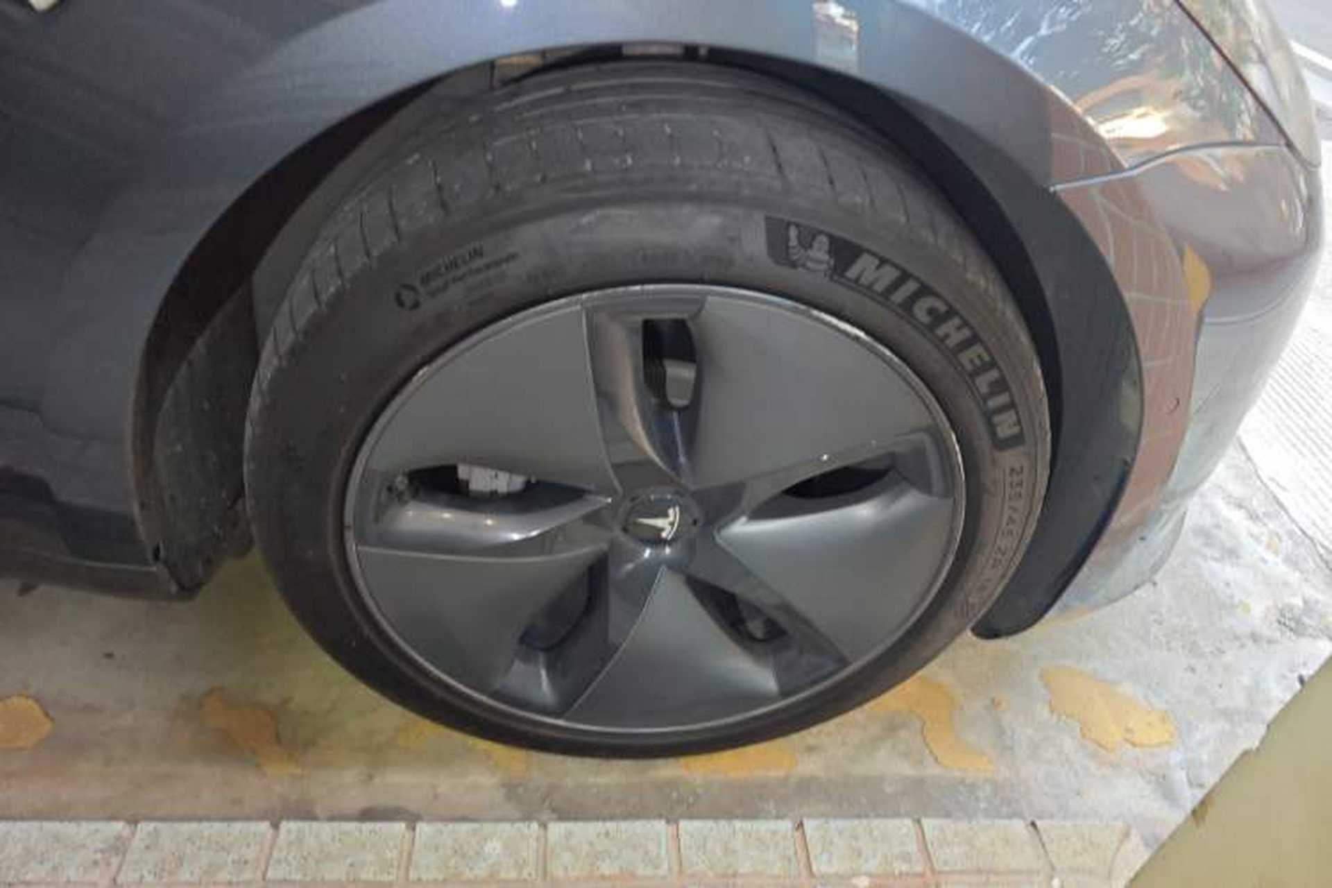 Used Tesla Model 3 2019 Long-Range All-Wheel-Drive Version Exterior 7