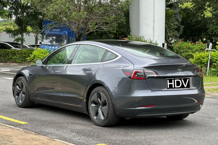Used Tesla Model 3 2019 Long-Range Rear-Wheel-Drive Version Exterior 8