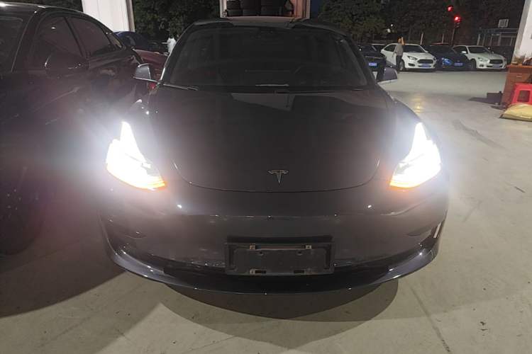 Used Tesla Model 3 2019 Standard Range Rear-Drive Upgraded Version Front