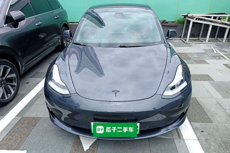Used Tesla Model 3 2019 Long-Range Rear-Wheel-Drive Version Front