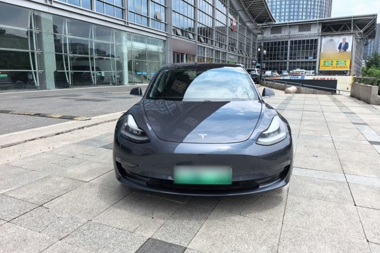 Used Tesla Model 3 2019 Long-Range All-Wheel-Drive Version Front