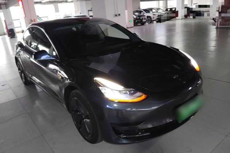 Used Tesla Model 3 2019 Standard Range Rear-Drive Upgraded Version Front Right 45 Deg