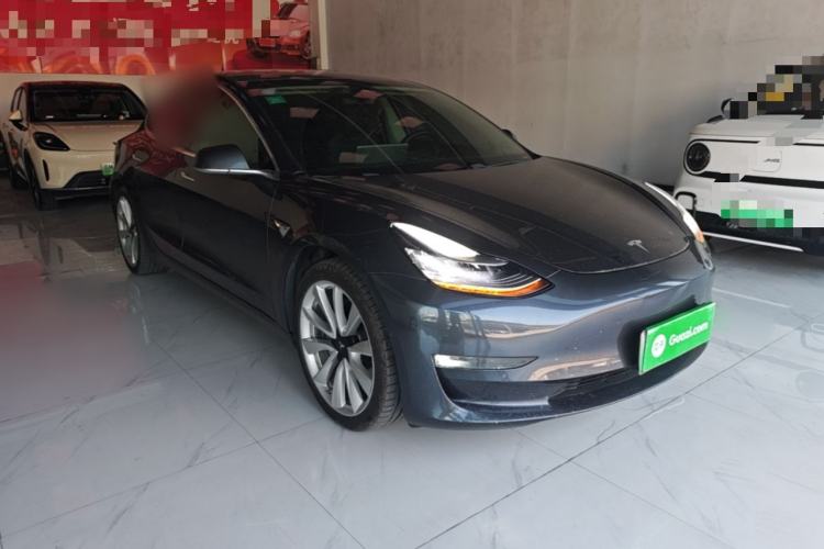 Used Tesla Model 3 2019 Long-Range All-Wheel-Drive Version Front Right 45 Deg
